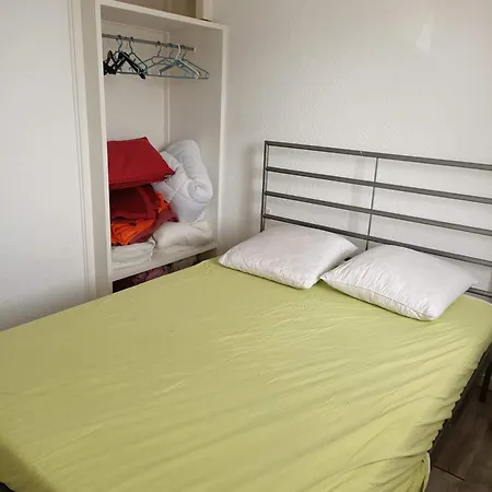 Pied A Terre Port Apartment